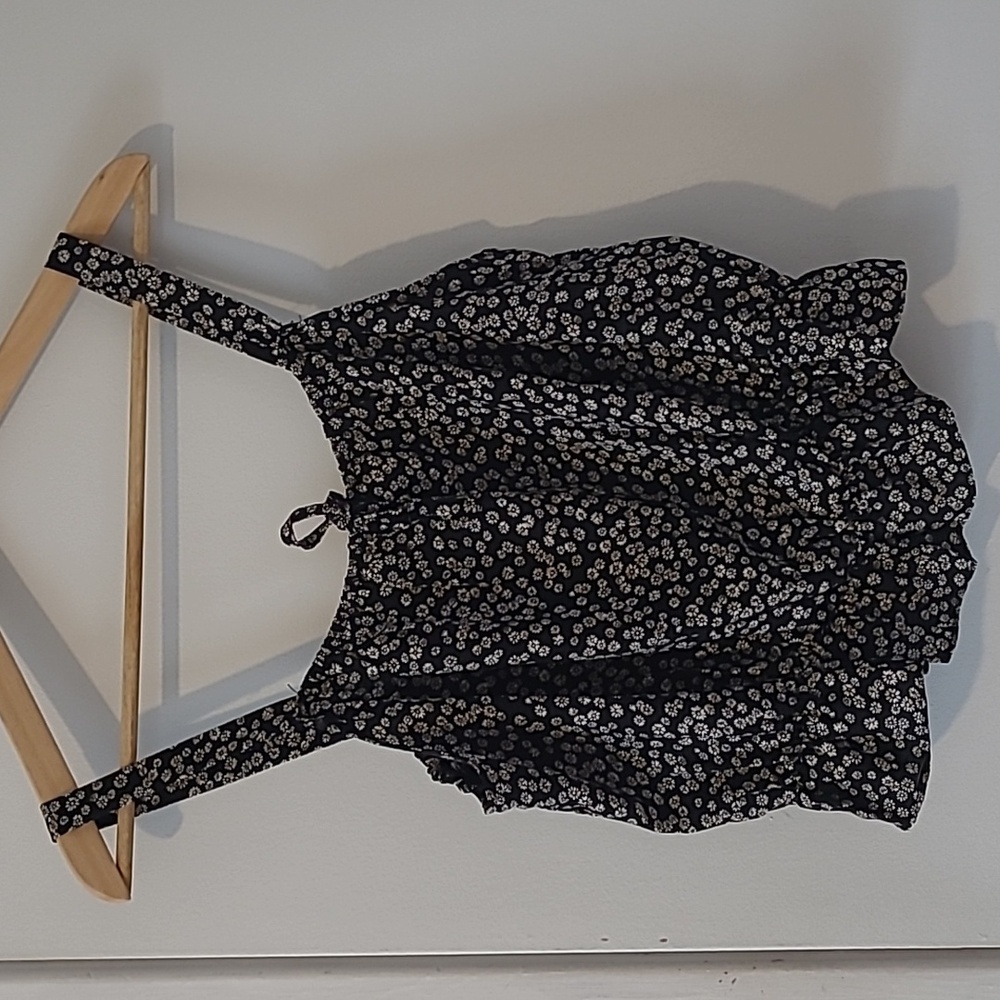 Cute Black Floral Tank Top